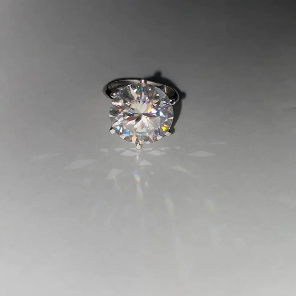 Certified 10ct. t.w. Moissanite Diamond Solitaire Engagement Ring NEW - Picture 8 of 16